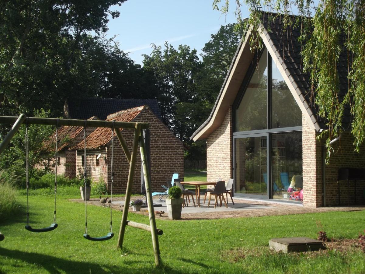 Bed and Breakfast Au Bonheur Frontalier Steenvoorde Exterior foto